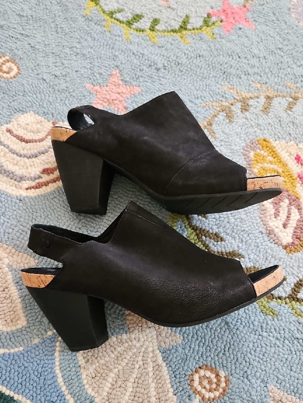 Eileen Fisher Black Open-Toe Block Heel Slingback Sandals